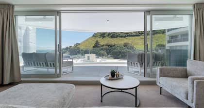 Oceanside Belle - Mt Maunganui