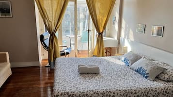 Standard Double Room | 1 bedroom, desk, free WiFi, bed sheets