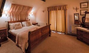 Free WiFi, bed sheets - Meath Arms Country Inn (Aughrim)