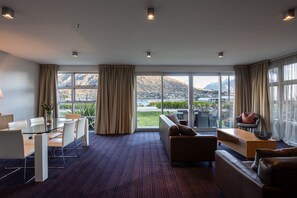 Interior - Marina 2 Bdrm Apartment with Views (Frankton)