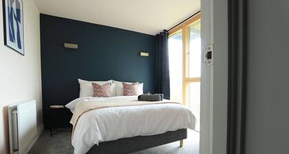 Ecohome on the canal