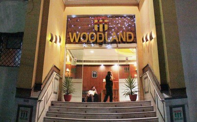 HOTEL WOODLAND