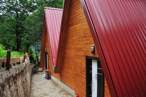 Bungalow | Lits pliants/supplémentaires, Wi-Fi gratuit, draps fournis