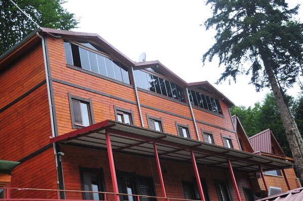 Exterior - Maneviga Cafe Apart (Çaykara)