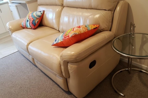 Wonderfully comfortable lounge