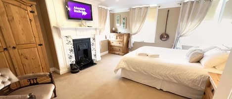 2 bedrooms, iron/ironing board, travel crib, internet