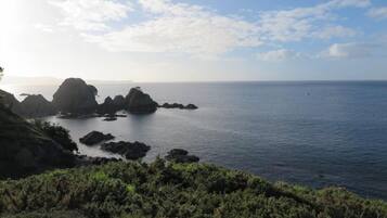 Beach nearby, beach towels