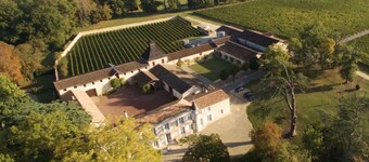 瑟奈哈克城堡飯店