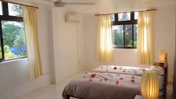 In-room safe, desk, laptop workspace, iron/ironing board