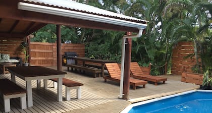 Maison de vacances isolée avec piscine