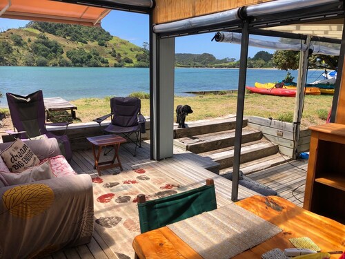 Maison relaxante au bord de l'eau - De grandes terrasses avec un bon écoulement intérieur / extérieur