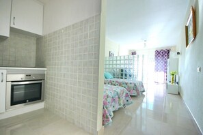 In-room safe, iron/ironing board, free WiFi, bed sheets