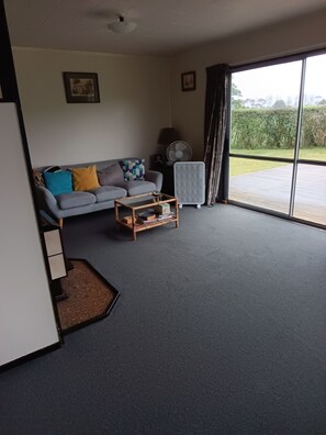 TV, fireplace, DVD player, stereo