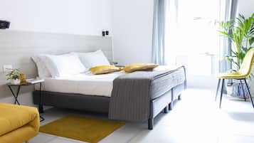 Chambre Deluxe Double ou avec lits jumeaux, salle de bains privée, vue ville