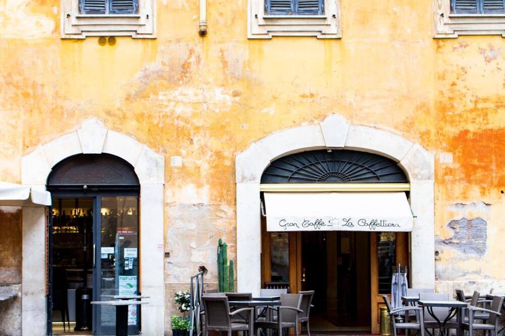 Casa Pietra