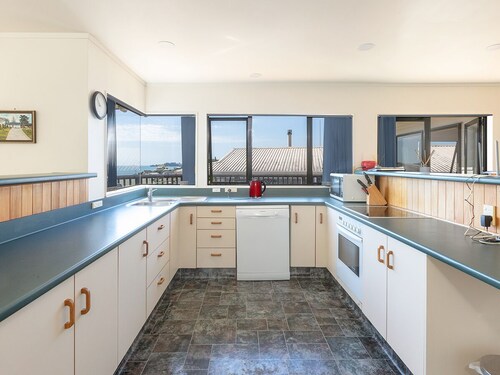 Kawau Vista - Snells Beach Holiday Home