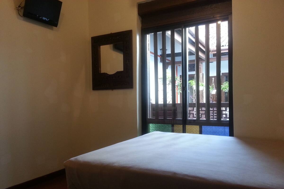 Superior Double Room, Garden View | Iron/ironing board, free WiFi