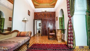 1 habitación, ropa de cama de alta calidad y decoración personalizada 