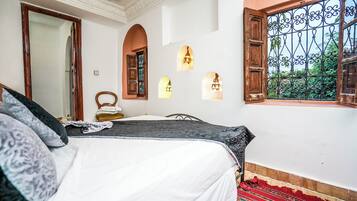 1 habitación, ropa de cama de alta calidad y decoración personalizada