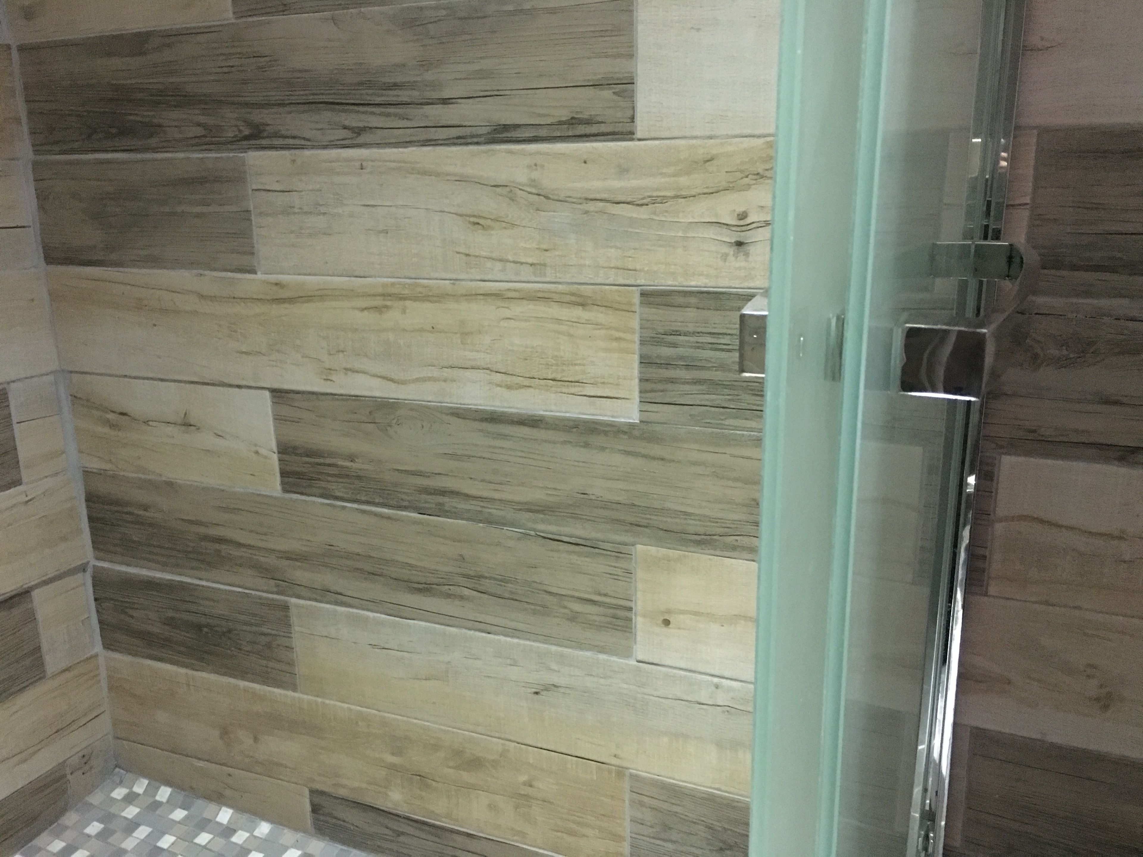 Chambre Double Standard | Douche de la salle de bain