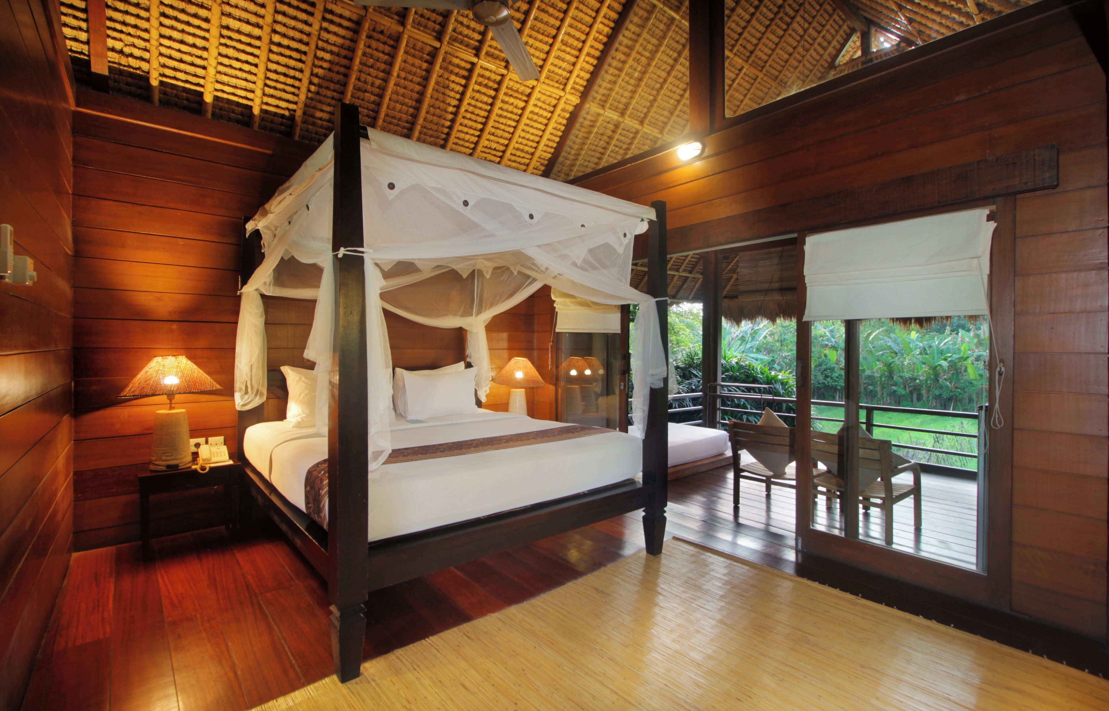Deluxe Wooden House | Minibar, in-room safe, desk, iron/ironing board (on request)