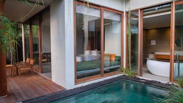Villa with pool view #11 | Terassi/patio