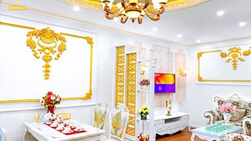 Classic Apartment, 2 Bedrooms, Ocean View, Beachfront | Living area | 43-inch Smart TV with digital channels, TV