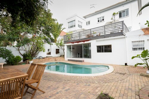 DS Backpackers Hostel