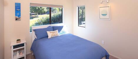 3 bedrooms, iron/ironing board, WiFi