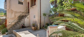 House Jona - Tres Habitaciones Casa, Capacidad 7