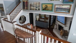 Den - Family Gathering Place with Views, Firepit, Pickleball Court, & Trampoline (Orem)