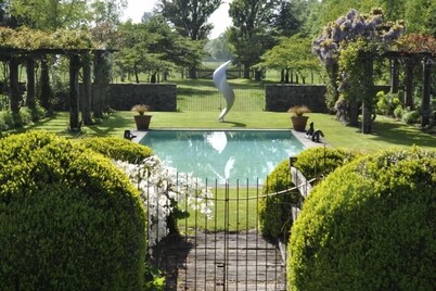 Cottage within the magical gardens of Flaxmere