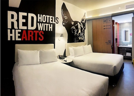 Room, 2 Double Beds, Non Smoking | Egyptian cotton sheets, premium bedding, in-room safe, desk. Radisson RED Miraflores