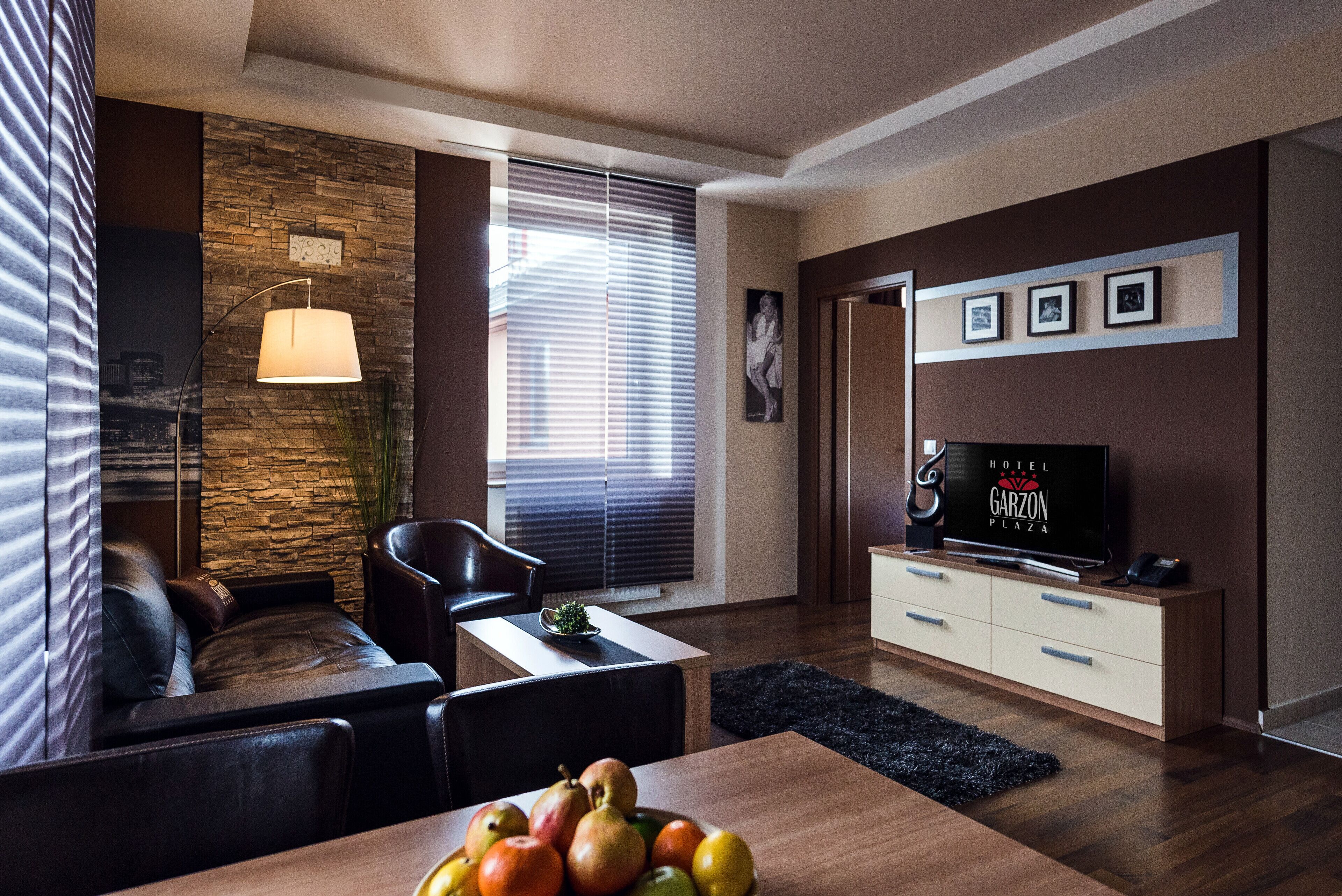 suite | living area | 80-cm lcd tv with digital channels, tv