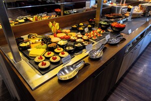 Desayuno buffet incluido todos los días