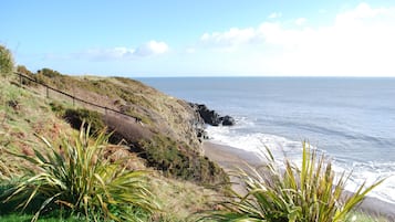 Beach nearby, beach towels