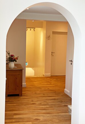 Chambre Double, 1 grand lit, non-fumeur, vue jardin