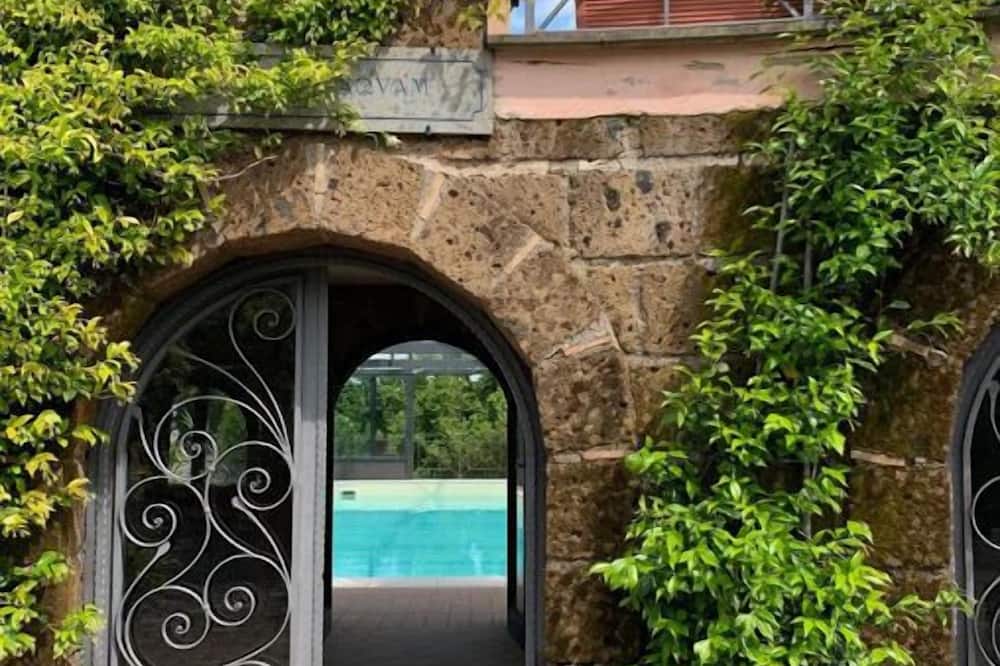 La Torretta Guest House