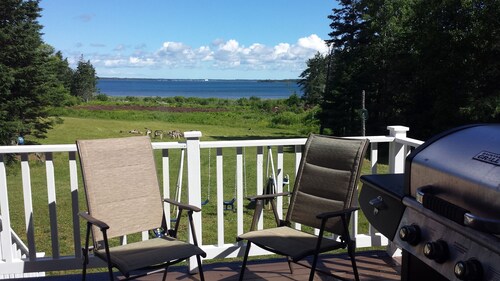 For family or romantic getaways, or a retreat, this beautiful space awaits you