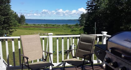 For family or romantic getaways, or a retreat, this beautiful space awaits you