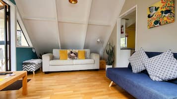 Smart-TV, Netflix, Streaming-Dienste, Stereoanlage
