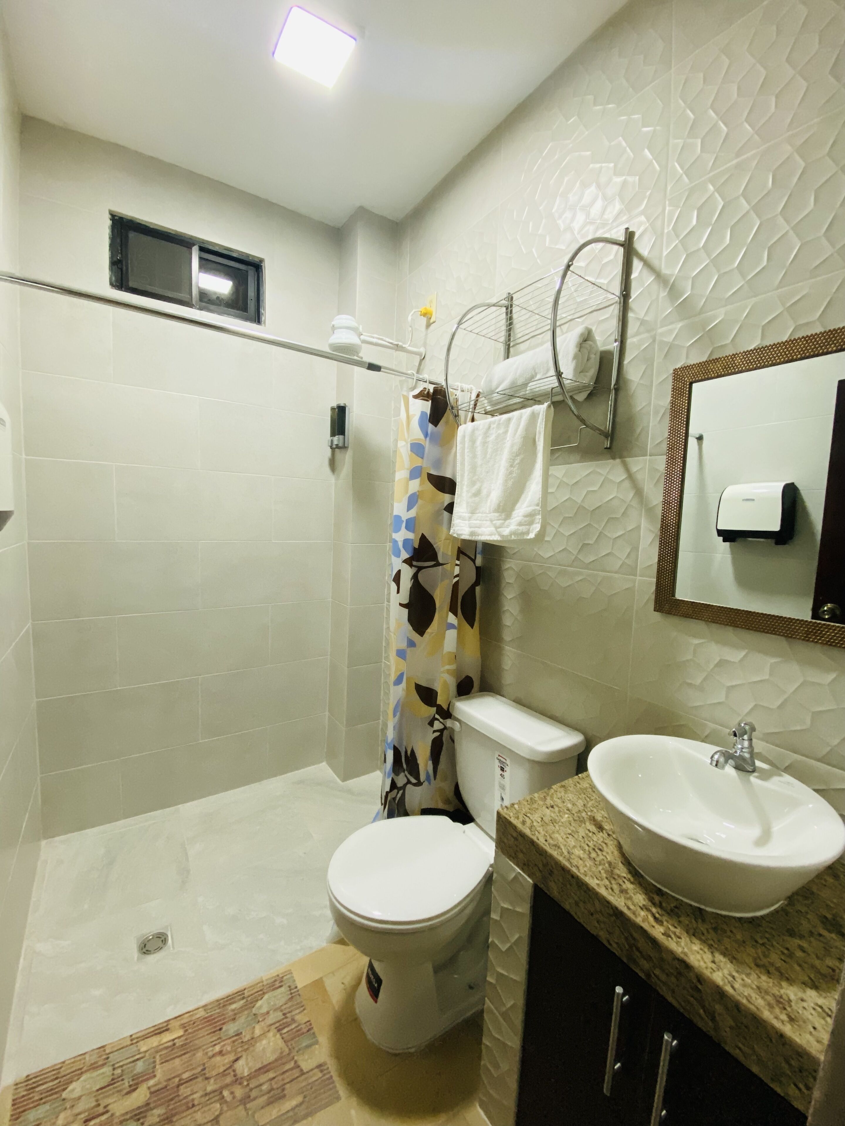 Apartment, 1 Bedroom | Bathroom | Shower, free toiletries, hair dryer, towels
