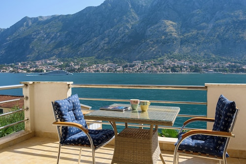 Immaculate, Luxury Apartment With Spectacular Views Over Kotor Bay