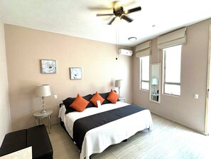 In-room safe, blackout curtains, iron/ironing board, free WiFi - Casa Aliz (San Miguel de Allende)