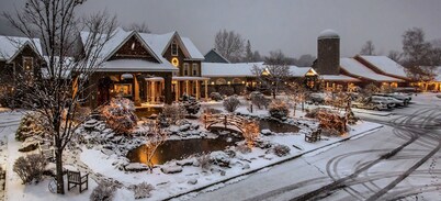 Emerson Resort & Spa