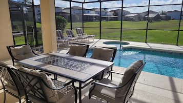 Outdoor pool, a heated pool