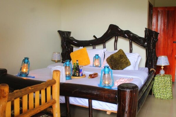 Desk, soundproofing, iron/ironing board, cots/infant beds