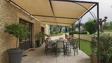 Restauration extérieure