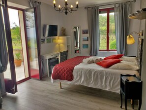 5 Schlafzimmer, Bügeleisen/Bügelbrett, WLAN, Bettwäsche