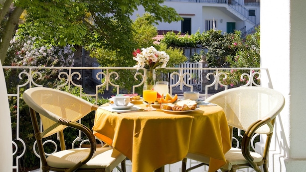 Terrace/patio - Hotel Nausicaa Palace (Casamicciola Terme)